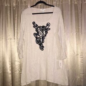NWT long Tunic top from Macy’s - beige and black